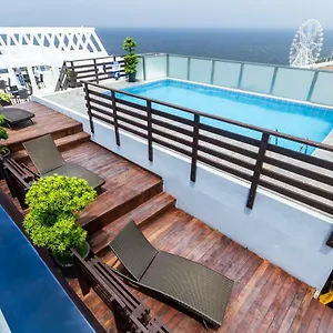 Hotel Microtel By Wyndham Mall Of, Pasay