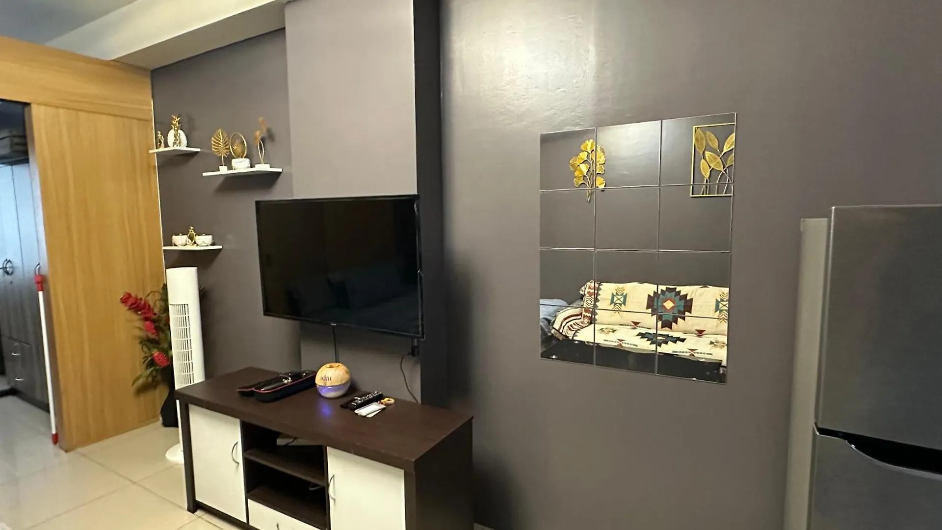 Kathys Crib 32Sqm Condo Shell Residences Pasay 0*,  Philippines